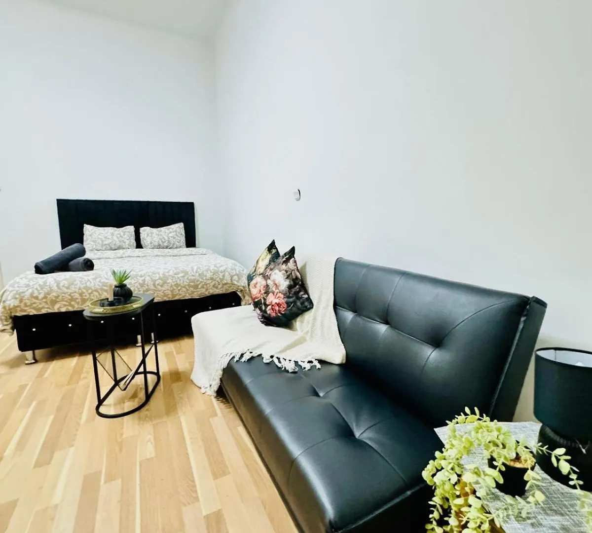 Apartment Comfy Studio Apt, 10Min Transport To Stadthalle Vienna
